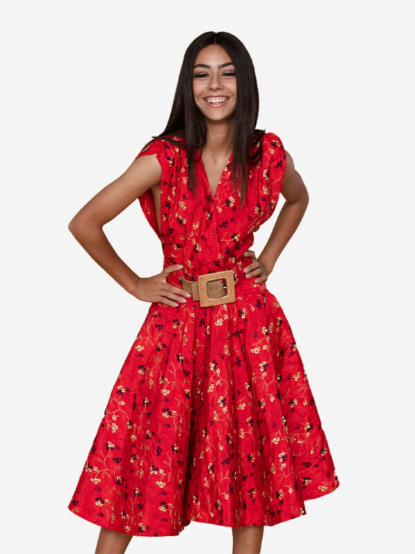 Robe florale rouge